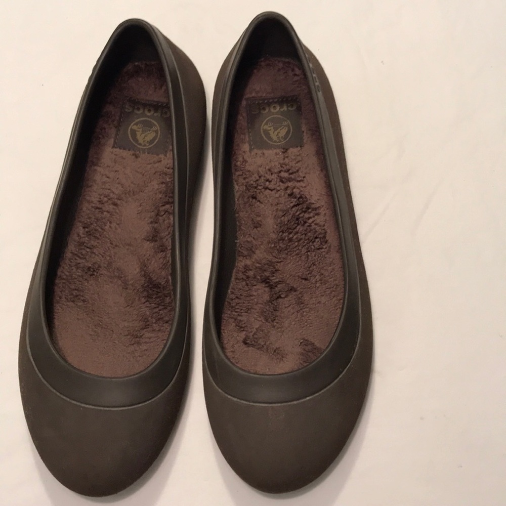 Crocs Brown Flats Sz 8. Faux fur lining
